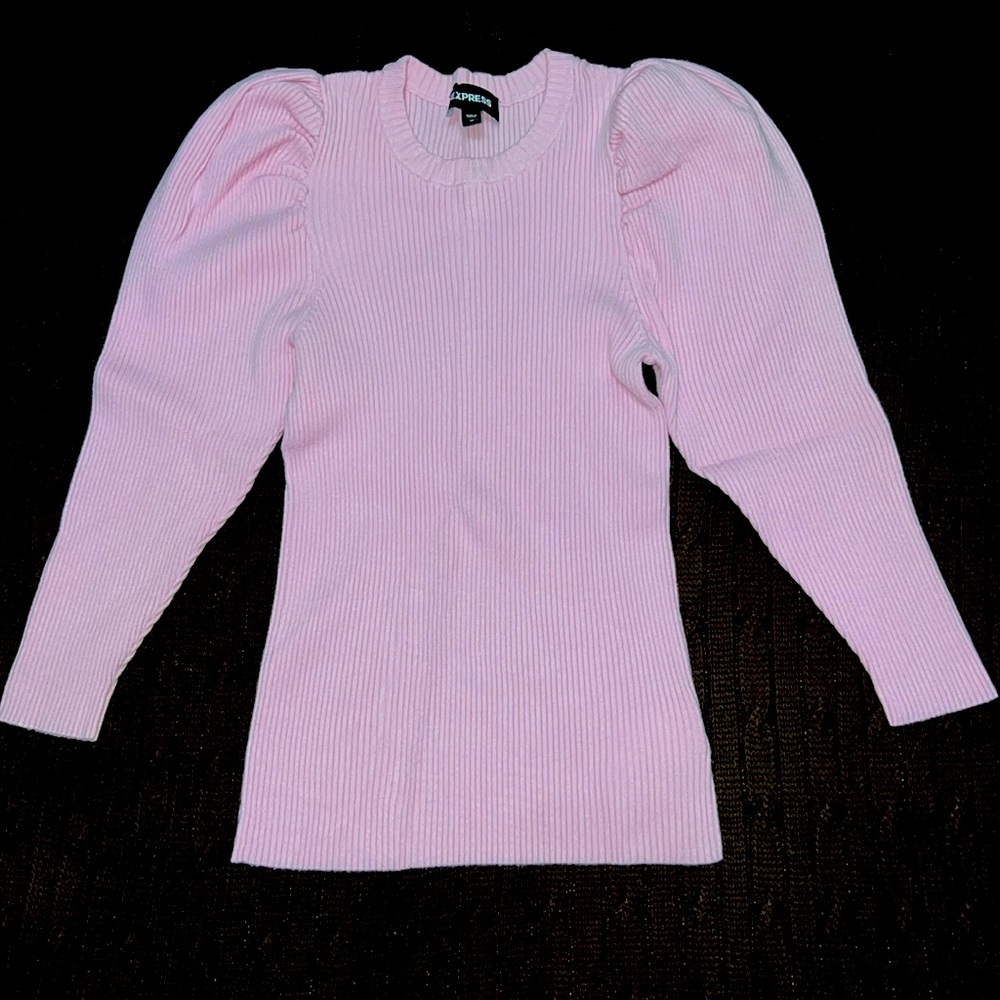 Express Pink Puff 3/4 Sleeves, size M